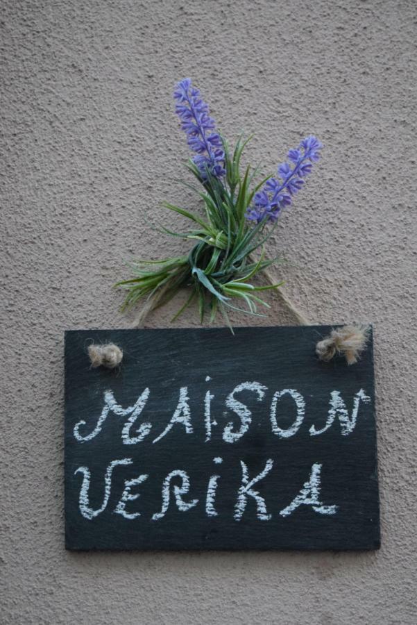 Maison Verika เคียวารี ภายนอก รูปภาพ